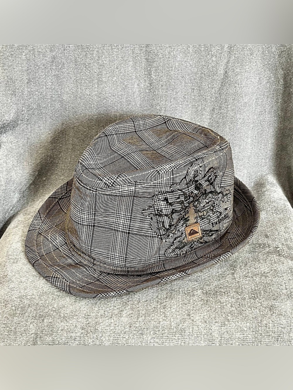 Vintage Quiksilver Gray Plaid Fedora Y2K Hat Size L/XL
